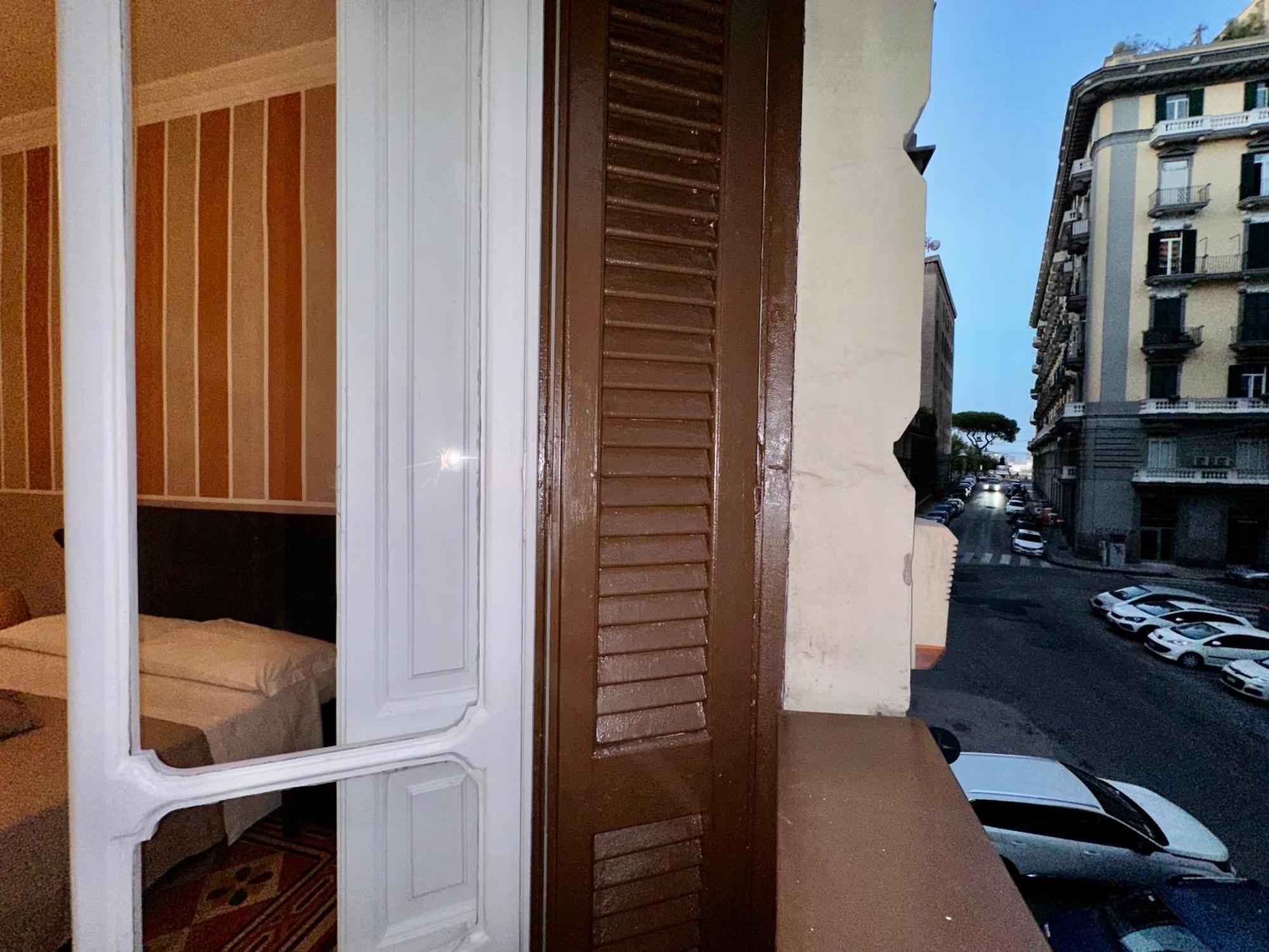 Mammina Home Наполи Екстериор снимка